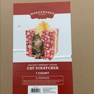 NWT Holiday Present House Cat Scratcher- Target